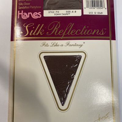 Vintage Hanes Silk Reflections Silky Sheer Town Taupe AB Pantyhose NOS